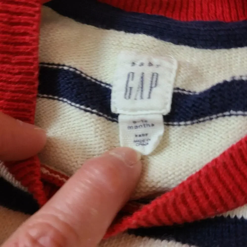 Baby Gap Baby Unisex Red White Blue One Piece With Pouch Size 9 to 12 months